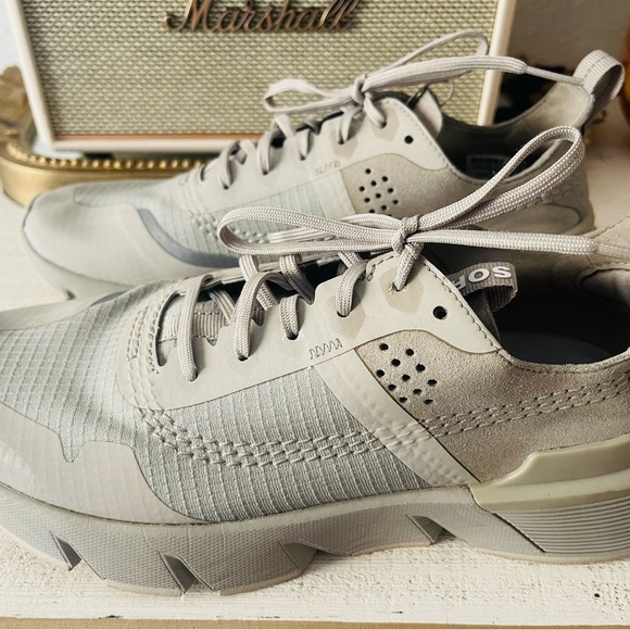 Sorel - Picture 2 of 3